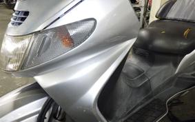 SUZUKI SKYWAVE 250 (Burgman 250)