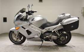 HONDA VFR800 2003 RC46