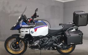 BMW R1300GS Adventure 2026 0M31