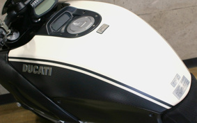 DUCATI DIAVEL 2012 G102J