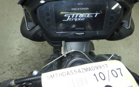 TRIUMPH STREET TRIPLE RS 2021