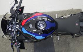 BMW M1000R 2023
