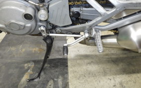 DUCATI MONSTER 400 IE 2005