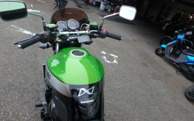 KAWASAKI ZRX1200 DAEG 2011 ZRT20D