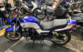HONDA CB750 2000 RC42