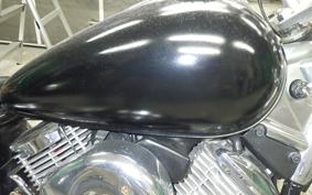 YAMAHA DRAGSTAR 1100 2003 VP13J