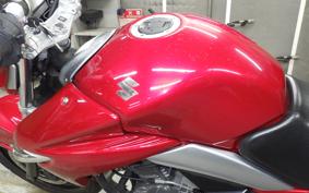 SUZUKI GSR250 2004