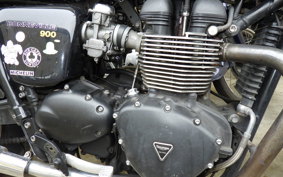 TRIUMPH BONNEVILLE 2014