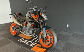 KTM 890 DUKE R TU940