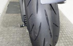 YAMAHA YZF-R6 2018