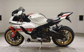 YAMAHA YZF-R1 2022 RN65J