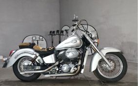 HONDA SHADOW 750 1999 RC44