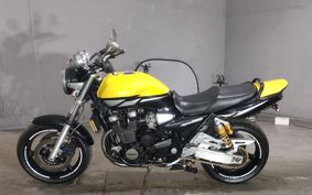 YAMAHA XJR1300 2003 RP03J