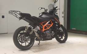 KTM 390 DUKE 2024