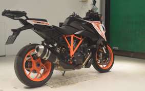 KTM 1290 SUPER DUKE GT 2019