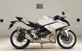 HONDA CBR250RR A 1995 MC51