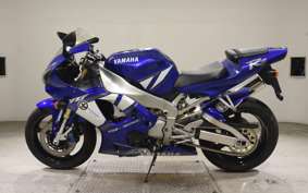 YAMAHA YZF-R1 2001