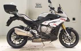 BMW S1000XR 2015