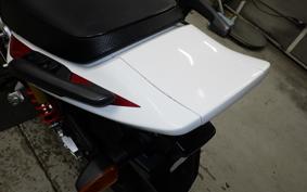 HONDA CB400 SUPER BOLDOR A 2015 NC42