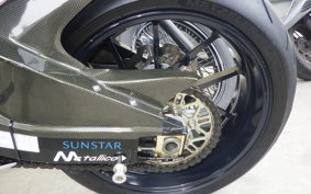 SUZUKI GSX-1300R HAYABUSA 2000