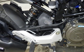 HUSQVARNA SVARTPILEN 401 2021