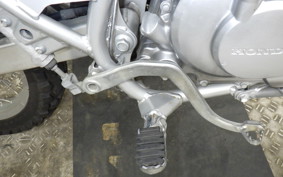 HONDA XR230 MD36