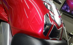 SUZUKI GSR250 2000