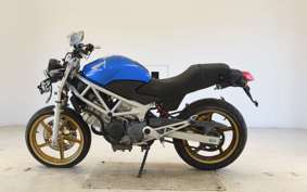 HONDA VTR 250 Gen. 2 MC33