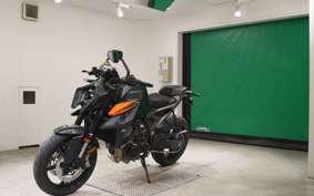 KTM 990 DUKE 2025
