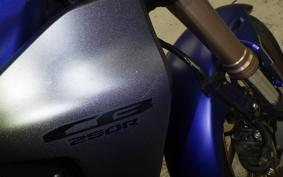 HONDA CB250RA 1999 MC52