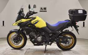 SUZUKI DL650 ( V-Strom 650 ) XTA 2025 C733M