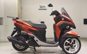 YAMAHA TRICITY 125 1981 SE82J