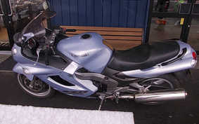 KAWASAKI ZZ1200 NINJA R 2004 ZXT20C