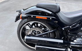 HARLEY FXBRS 2018 YHK