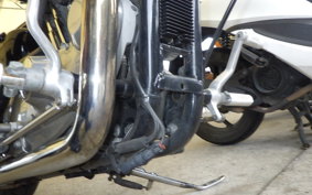 HARLEY XLH883 HUGGER 2001