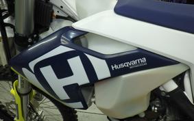 HUSQVARNA FE250