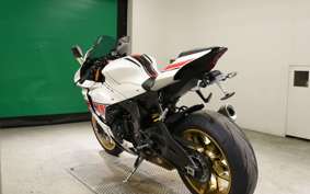 YAMAHA YZF-R1 2022 RN65J