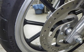 HARLEY XL883LI 2013