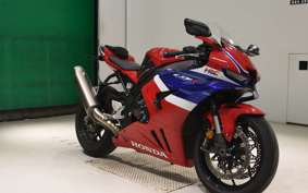 HONDA CBR1000RR R 2026 SC82