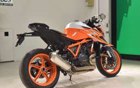 KTM 1290 SUPER DUKE R 2024