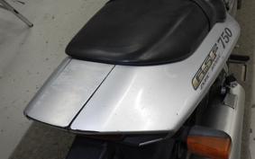SUZUKI GSF750 1998 GR7EA