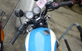 TRIUMPH BONNEVILLE T100 2015