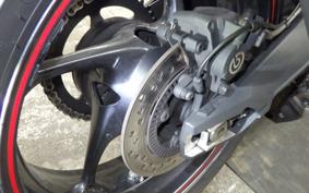 TRIUMPH STREET TRIPLE R 2015