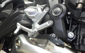 TRIUMPH TRIDENT 660 2022