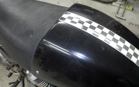 TRIUMPH THRUXTON 900 2005