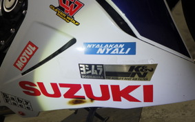 SUZUKI GSX-R750 2016