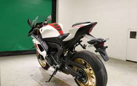 YAMAHA YZF-R7 RM39J