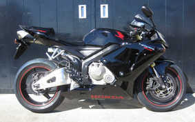 HONDA CBR600RR 2006 PC37