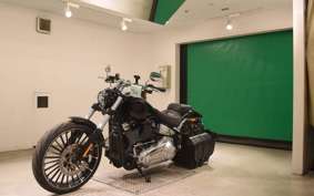 HARLEY FXBR1920 2024