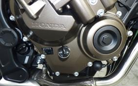 HONDA CB650R E-Clutch 2025 RH17